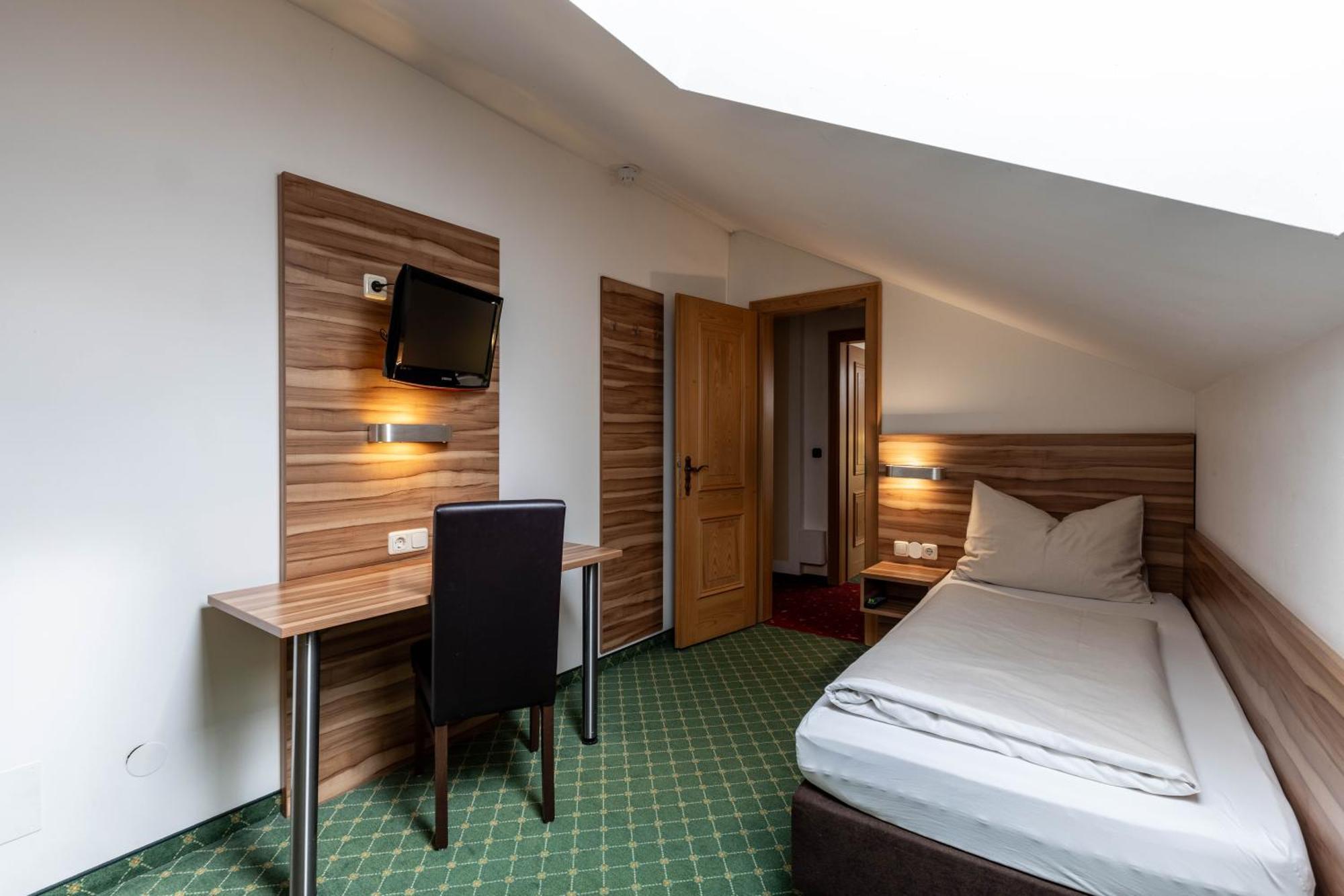 Hotel Post By Keyone Bad Mitterndorf Eksteriør bilde